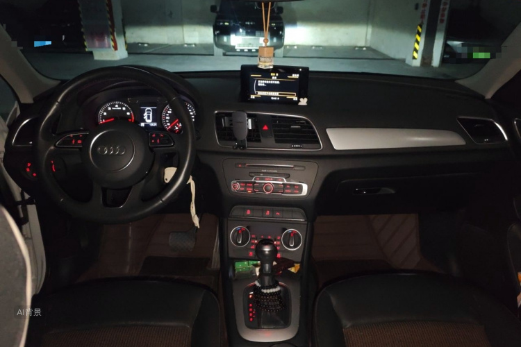Audi Q3 2019 #11 Audi Q3 2019 car image #11
