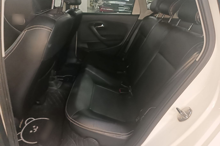 Volkswagen Polo 2018 #17 Volkswagen Polo 2018 car image #17