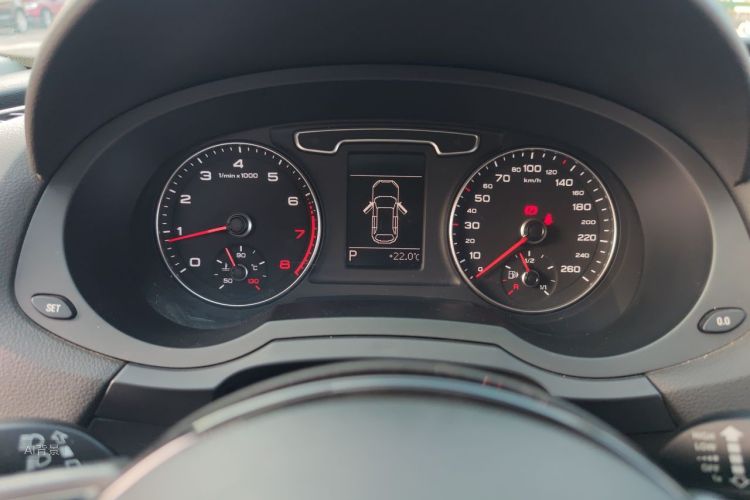 Audi Q3 2015 #13 Audi Q3 2015 immagine di auto #13