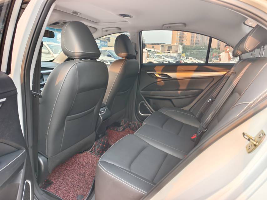 GEELY Emgrand 2020 #6 GEELY Emgrand 2020 car image #6