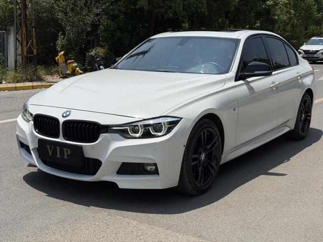 BMW 3 Series 2019 car image #14