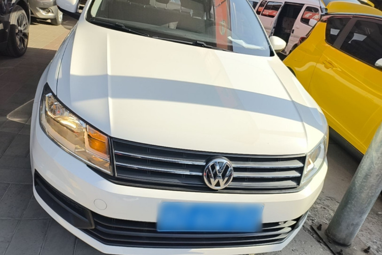 Volkswagen Santana 2019 car image #3