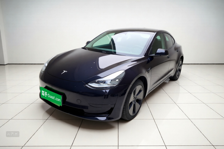 Tesla Model 3 2022 car image #2