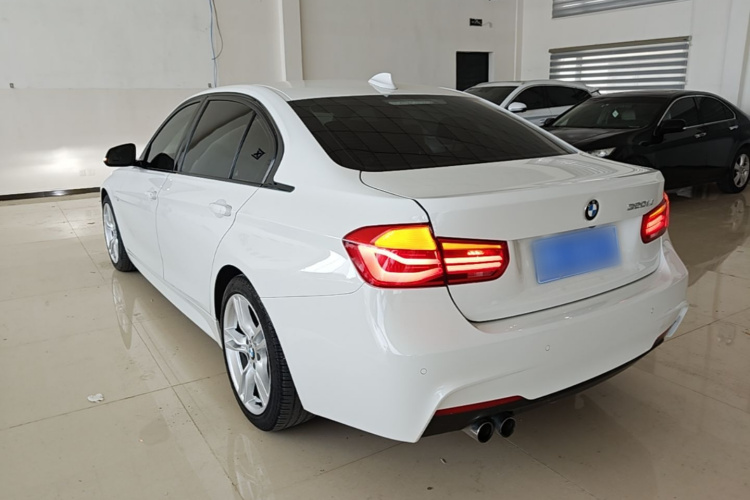 BMW 3 Series 2017 #5 BMW 3 Series 2017 car image #5