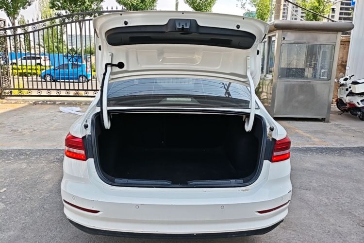 Volkswagen Lavida 2018 #19 Volkswagen Lavida 2018 car image #19