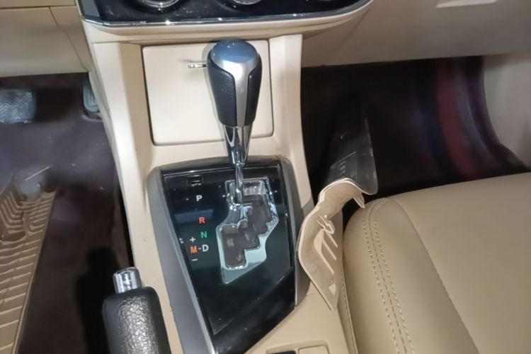 2015 #14 2015 car image #14