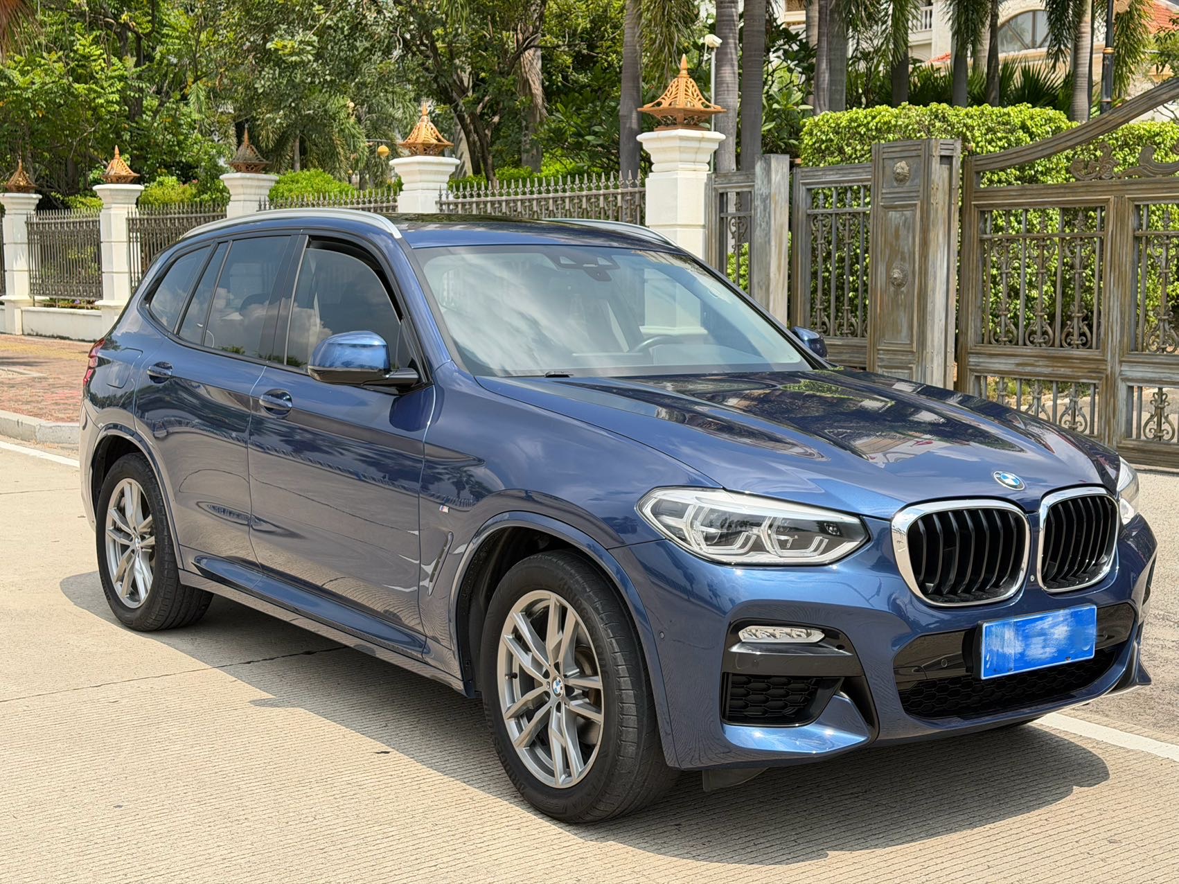 BMW X3 2019 car image #3