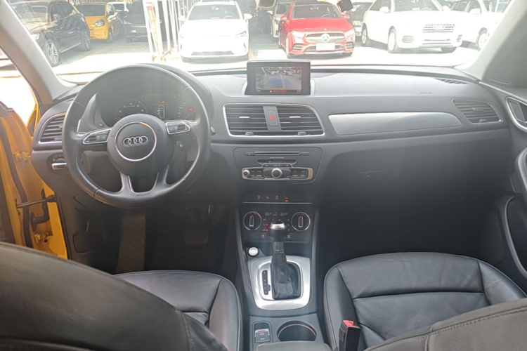Audi Q3 2016 #10 Audi Q3 2016 car image #10