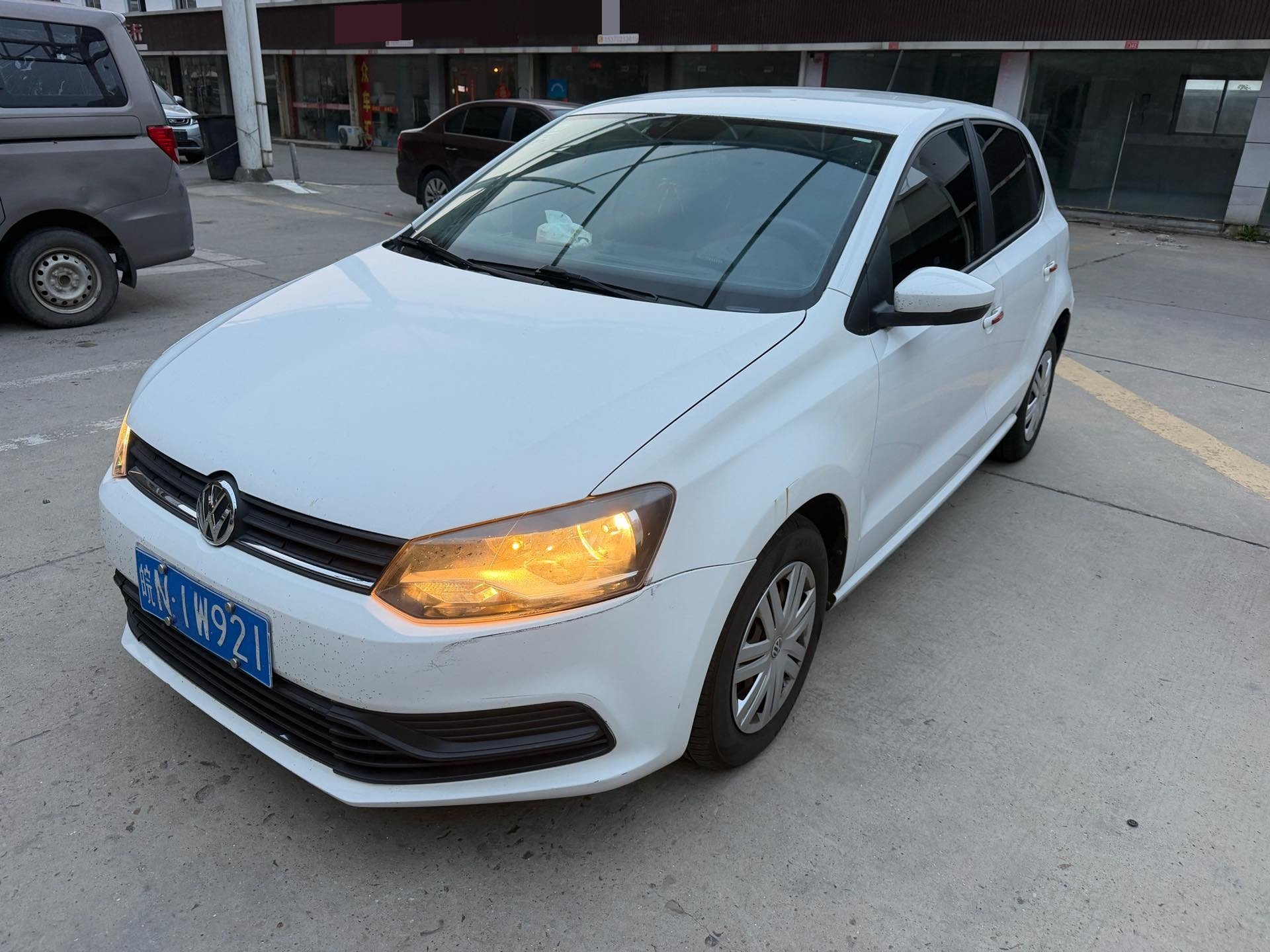 Volkswagen Polo 2018 Volkswagen Polo 2018 car image