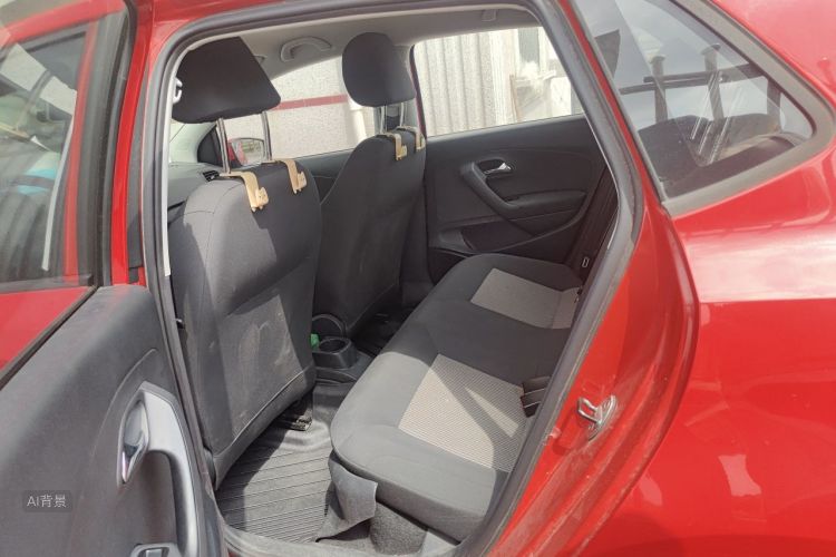 Volkswagen Polo 2019 car image #19