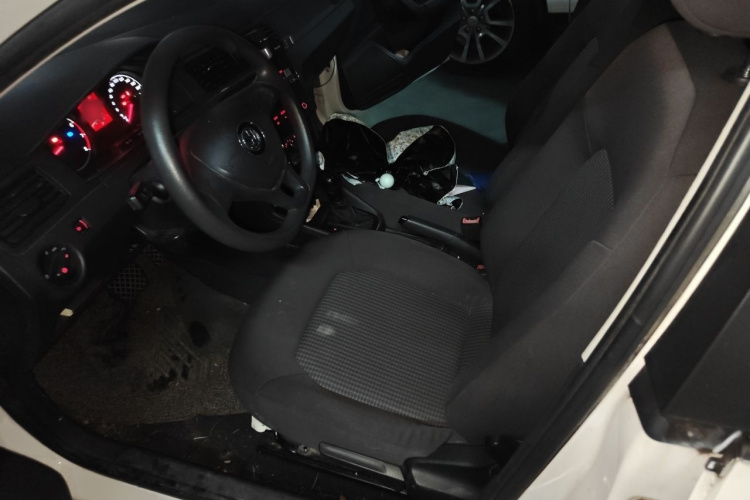 Volkswagen Santana 2017 car image #19