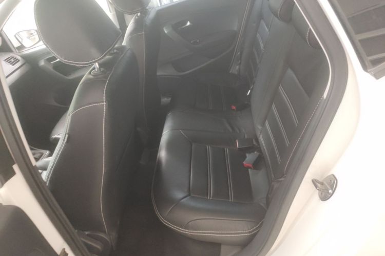 Volkswagen Polo 2017 #17 Volkswagen Polo 2017 car image #17
