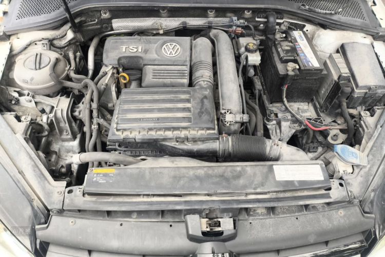 Volkswagen Golf 2016 car image #22