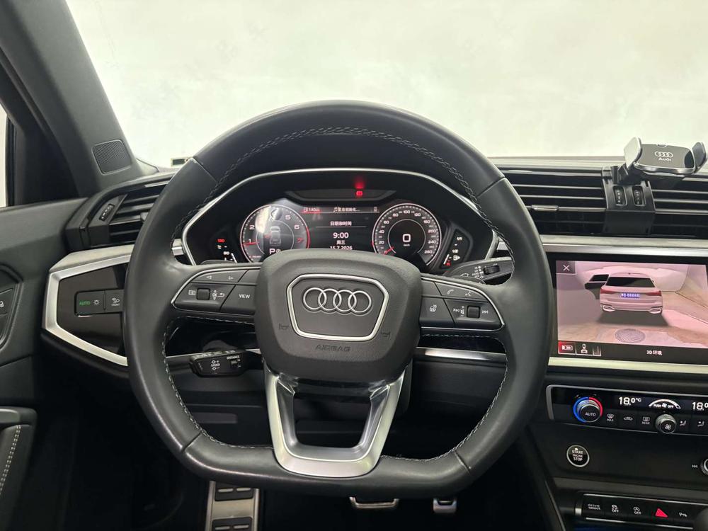 Audi Q3 2025 صورة سيارة #21