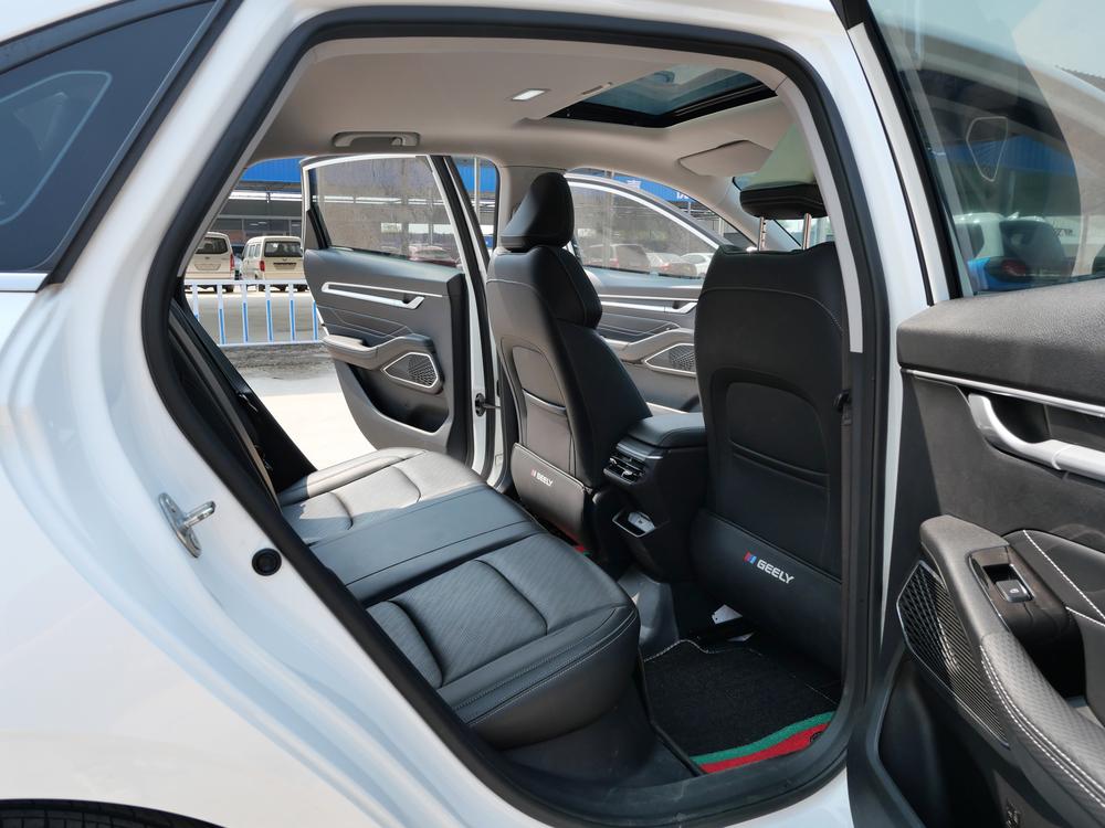 GEELY Emgrand 2021 #14 GEELY Emgrand 2021 car image #14