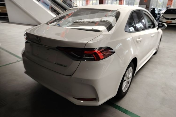 Toyota Corolla 2023 car image #7