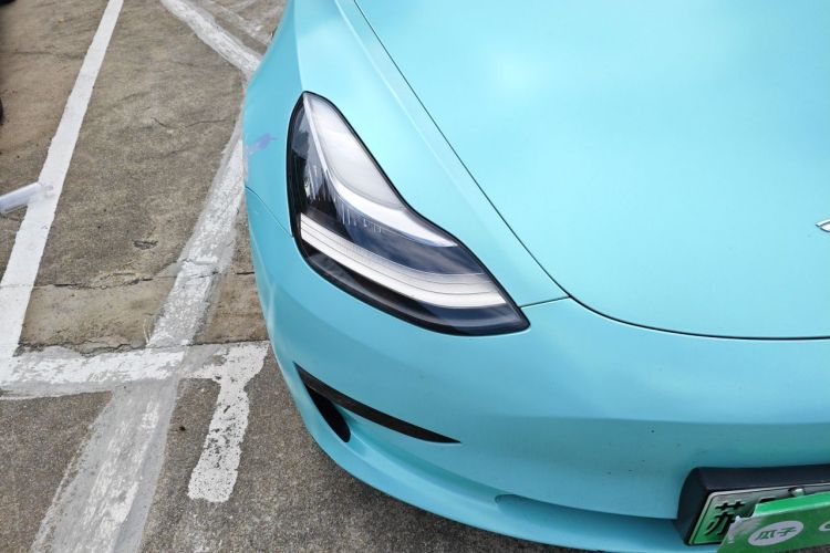Tesla Model 3 2020 car image #8