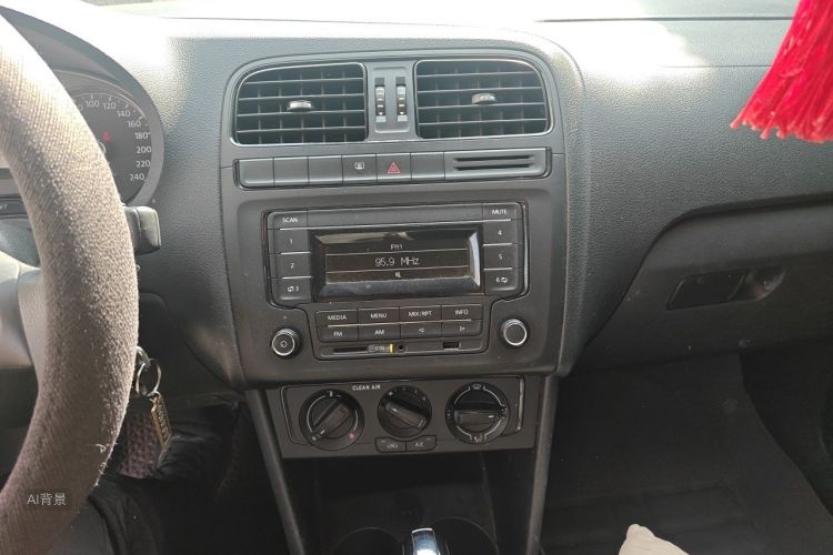 Volkswagen Polo 2016 #15 Volkswagen Polo 2016 car image #15