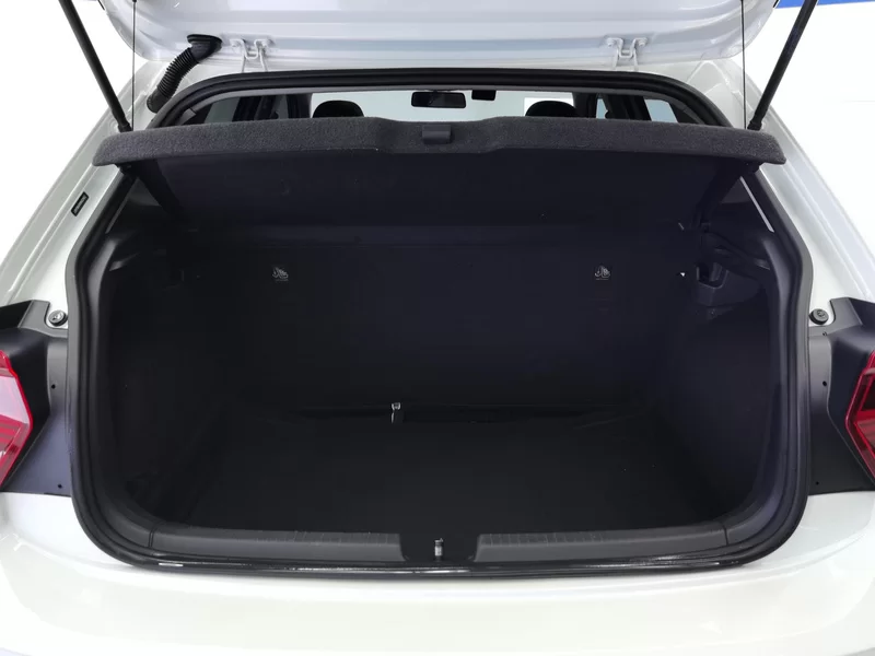 Volkswagen Polo 2023 immagine di auto #20