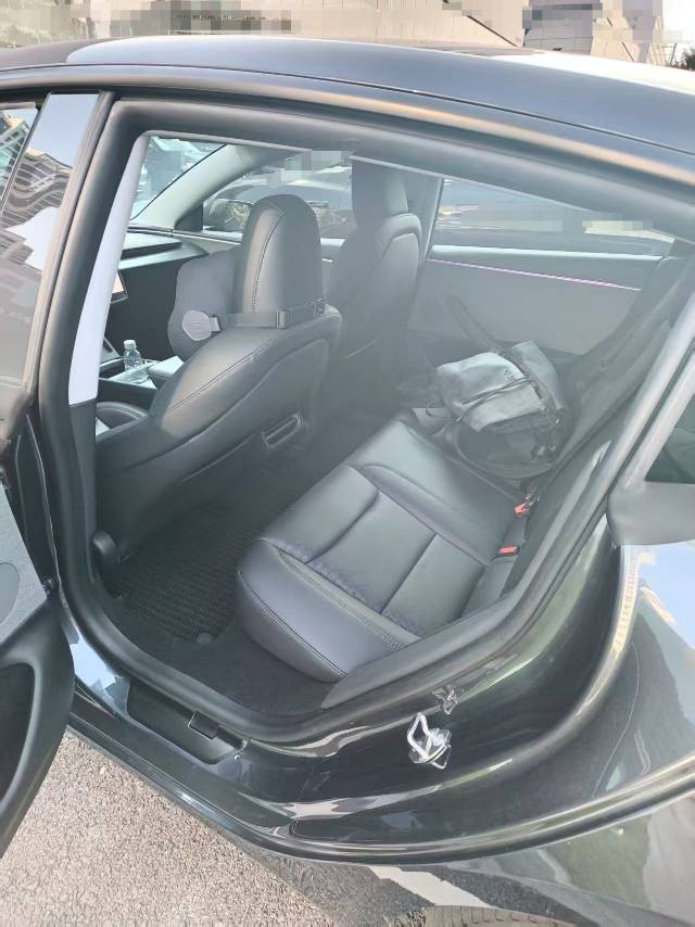 Tesla Model 3 2024 صورة سيارة #15