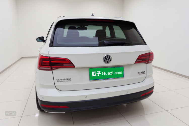 Volkswagen Tharu 2019 car image #6
