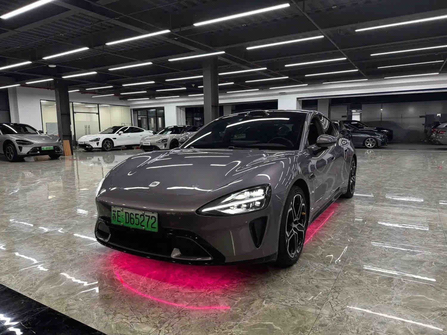 MI SU7 2024 MI SU7 2024 car image