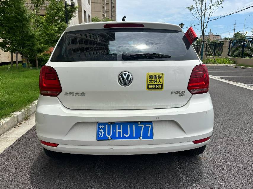 Volkswagen Polo 2017 car image #5
