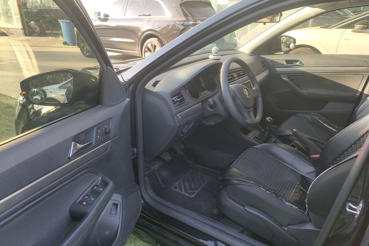 Volkswagen Lavida 2022 car image #16
