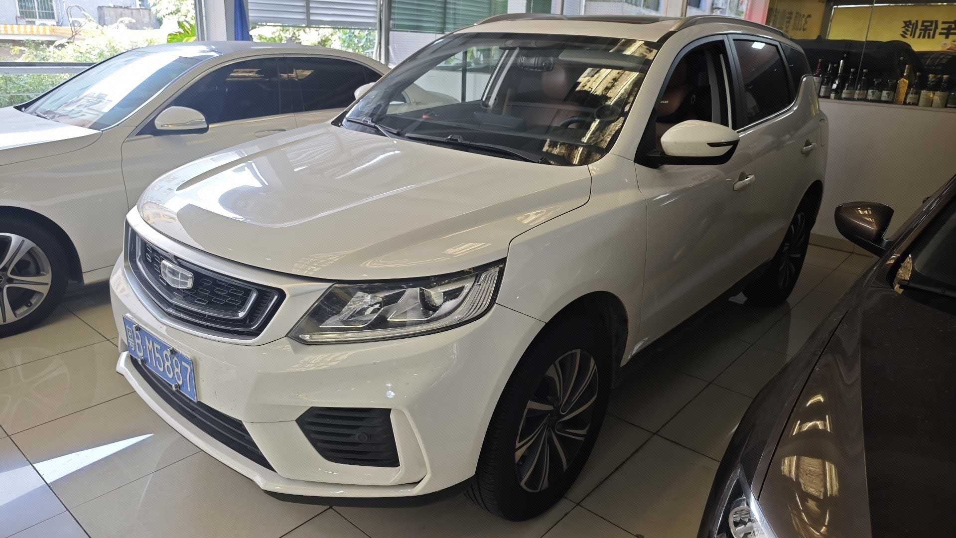 GEELY Vision X6 2019 GEELY Vision X6 2019 immagine di auto