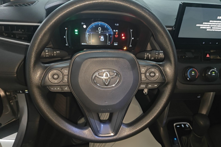 Toyota Corolla Cross 2023 car image #11
