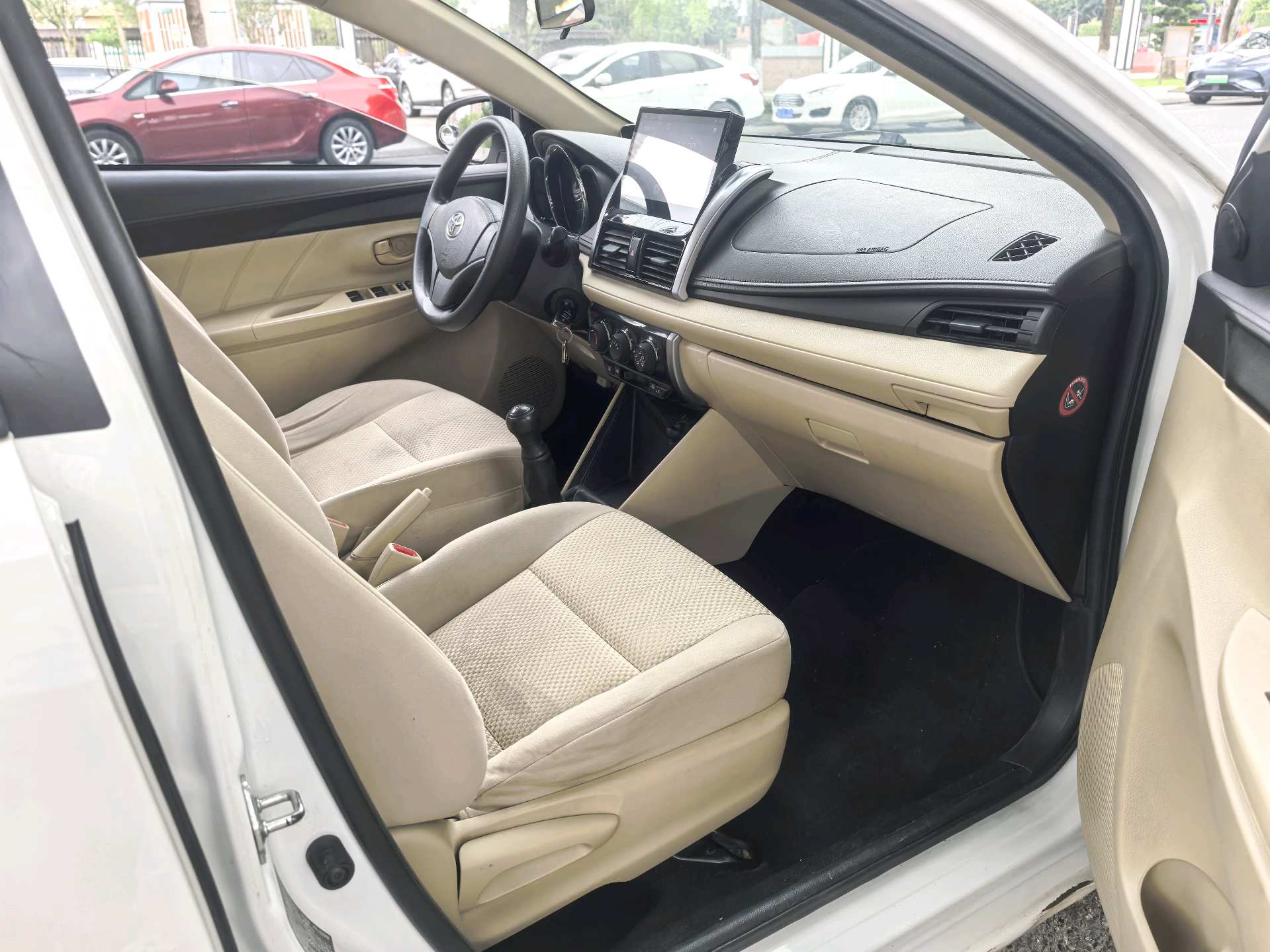 Toyota Vios 2016 #6 Toyota Vios 2016 car image #6