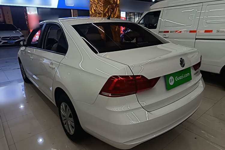 Volkswagen Santana 2022 car image #5