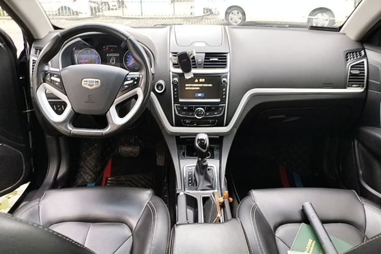 GEELY Emgrand 2015 car image #10