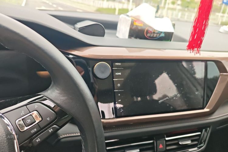 Volkswagen Tharu 2023 car image #15