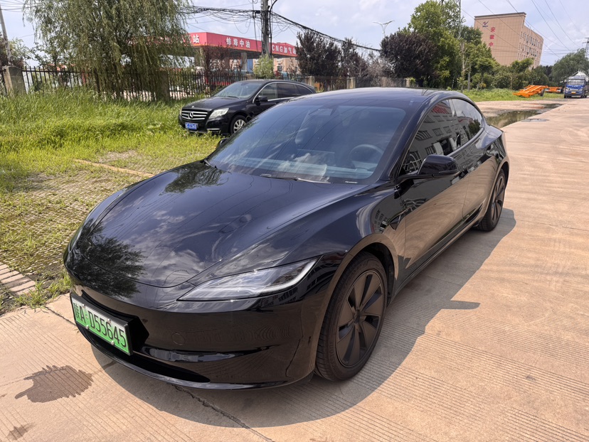 Tesla Model 3 2025 Tesla Model 3 2025 car image