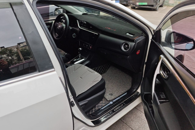 Toyota Corolla 2017 car image #23