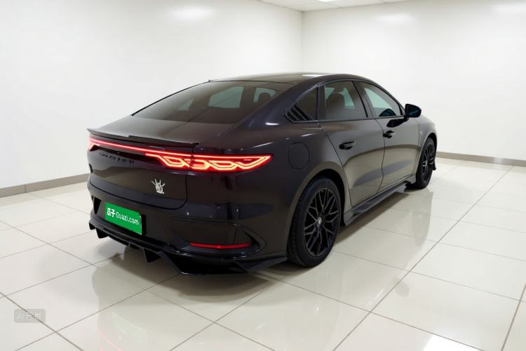 BYD Han 2023 car image #7