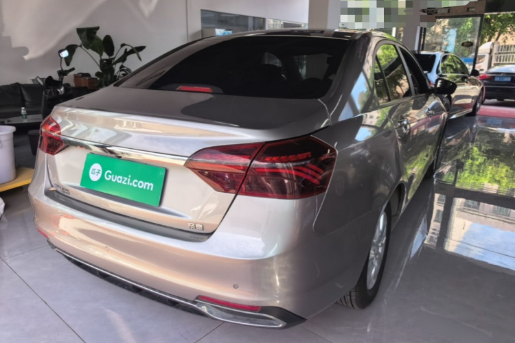 GEELY Emgrand 2021 #7 GEELY Emgrand 2021 car image #7