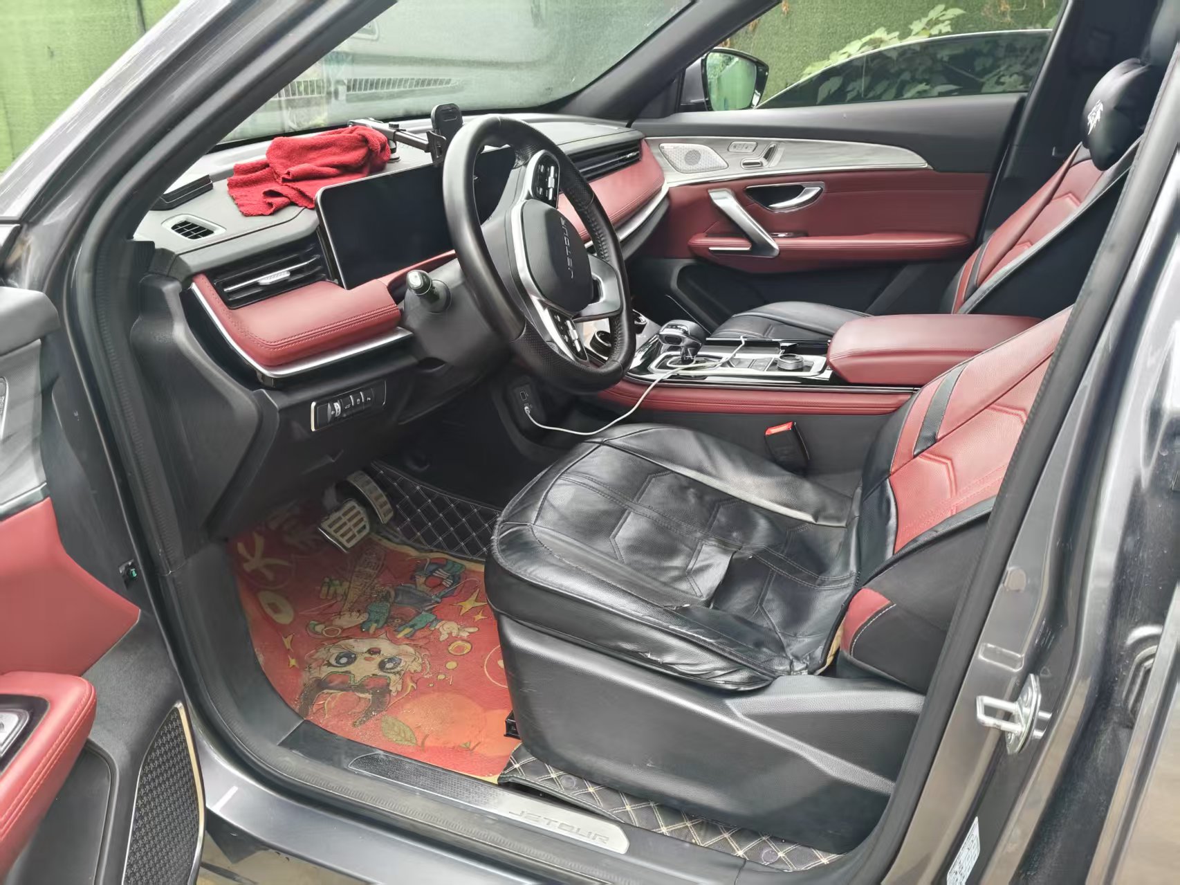 Jetour X70 PLUS 2024 car image #2