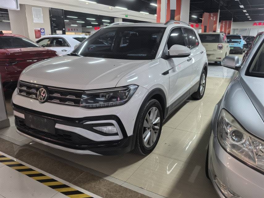 2020 2020 immagine di auto