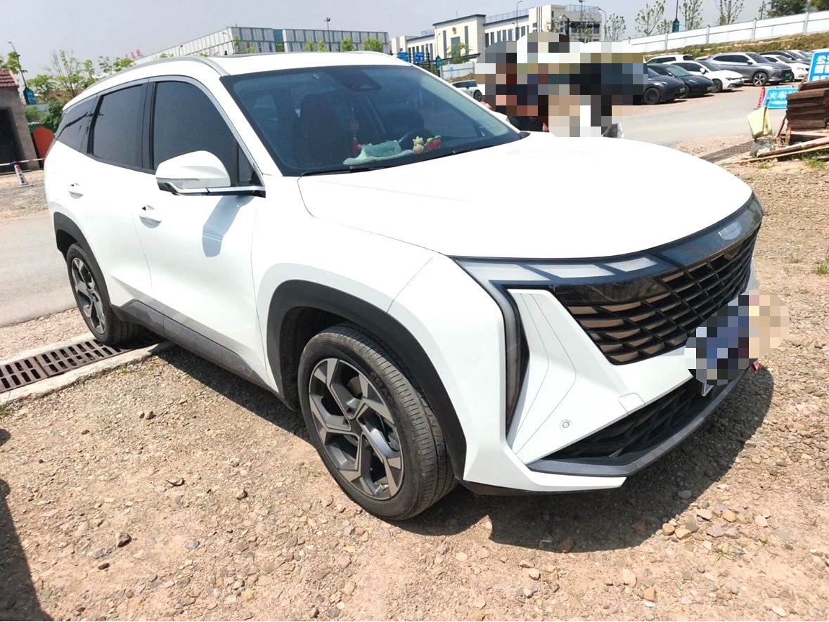 GEELY Boyue L 2025 car image #8