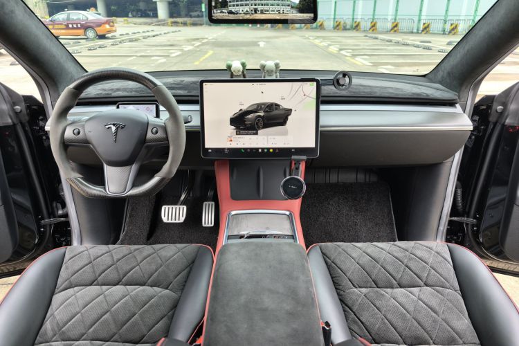 Tesla Model Y 2022 #9 Tesla Model Y 2022 car image #9