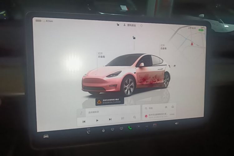 Tesla Model Y 2023 #13 Tesla Model Y 2023 car image #13