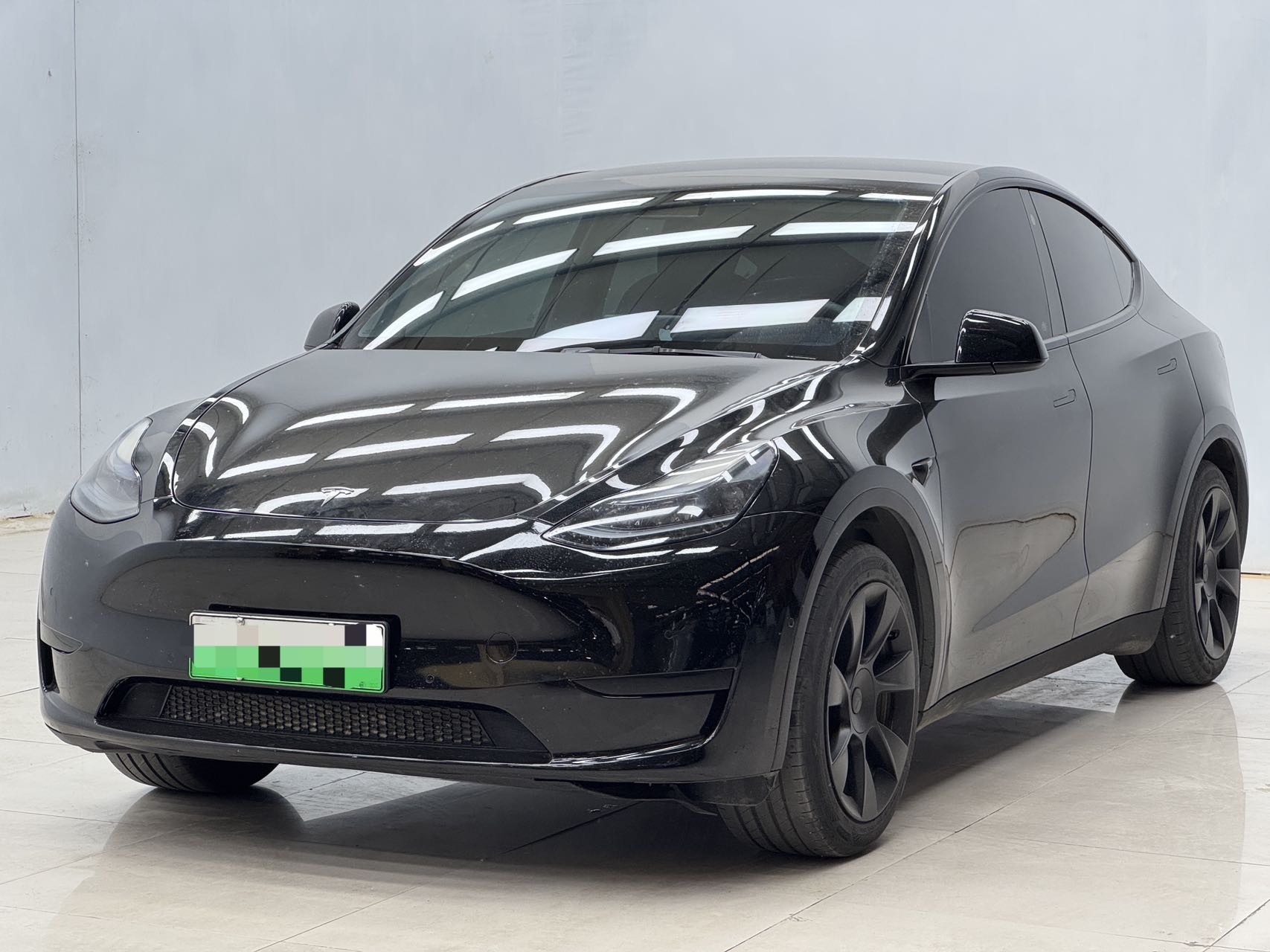 Tesla Model Y 2023 Tesla Model Y 2023 car image