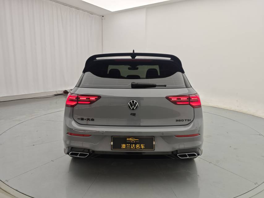 Volkswagen Golf 2024 car image #6