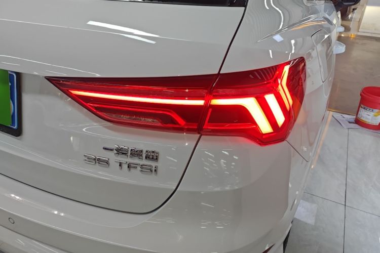 Audi Q3 2021 #8 Audi Q3 2021 car image #8