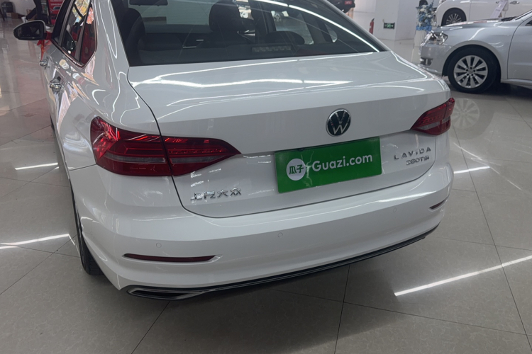 Volkswagen Lavida 2020 car image #6