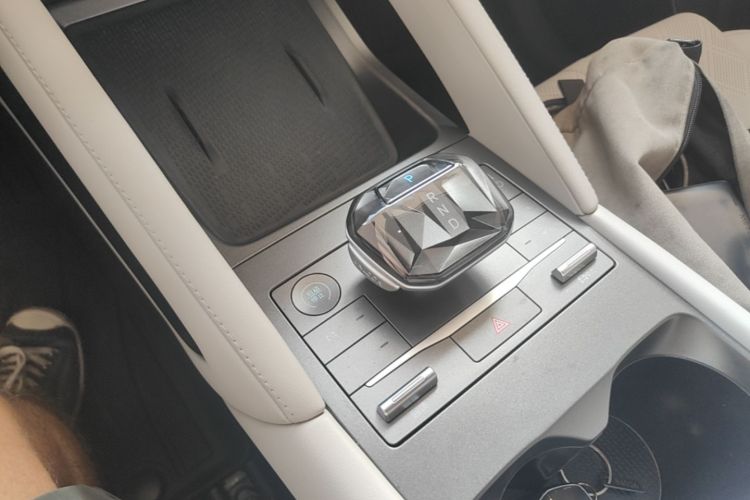 BYD YuanUP 2024 #14 BYD YuanUP 2024 immagine di auto #14