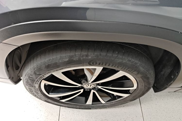 Volkswagen Tharu 2020 car image #9