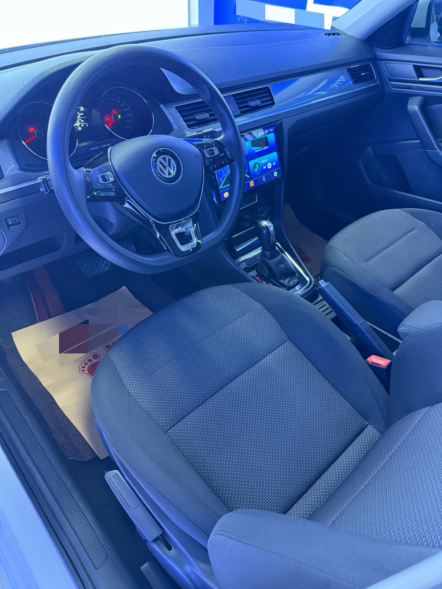 Volkswagen Bora 2023 imagen de coche #7